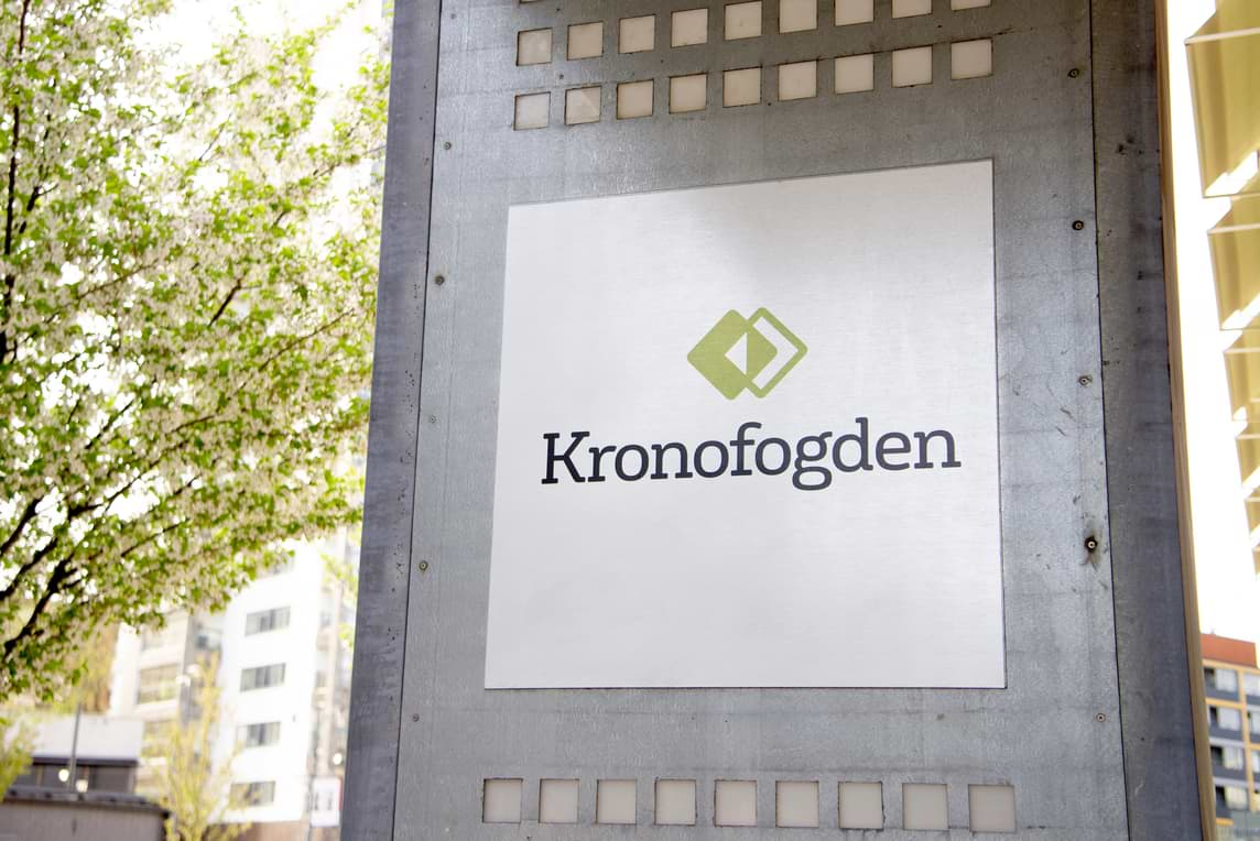 Kronofogden får kritik för långa handläggningstider